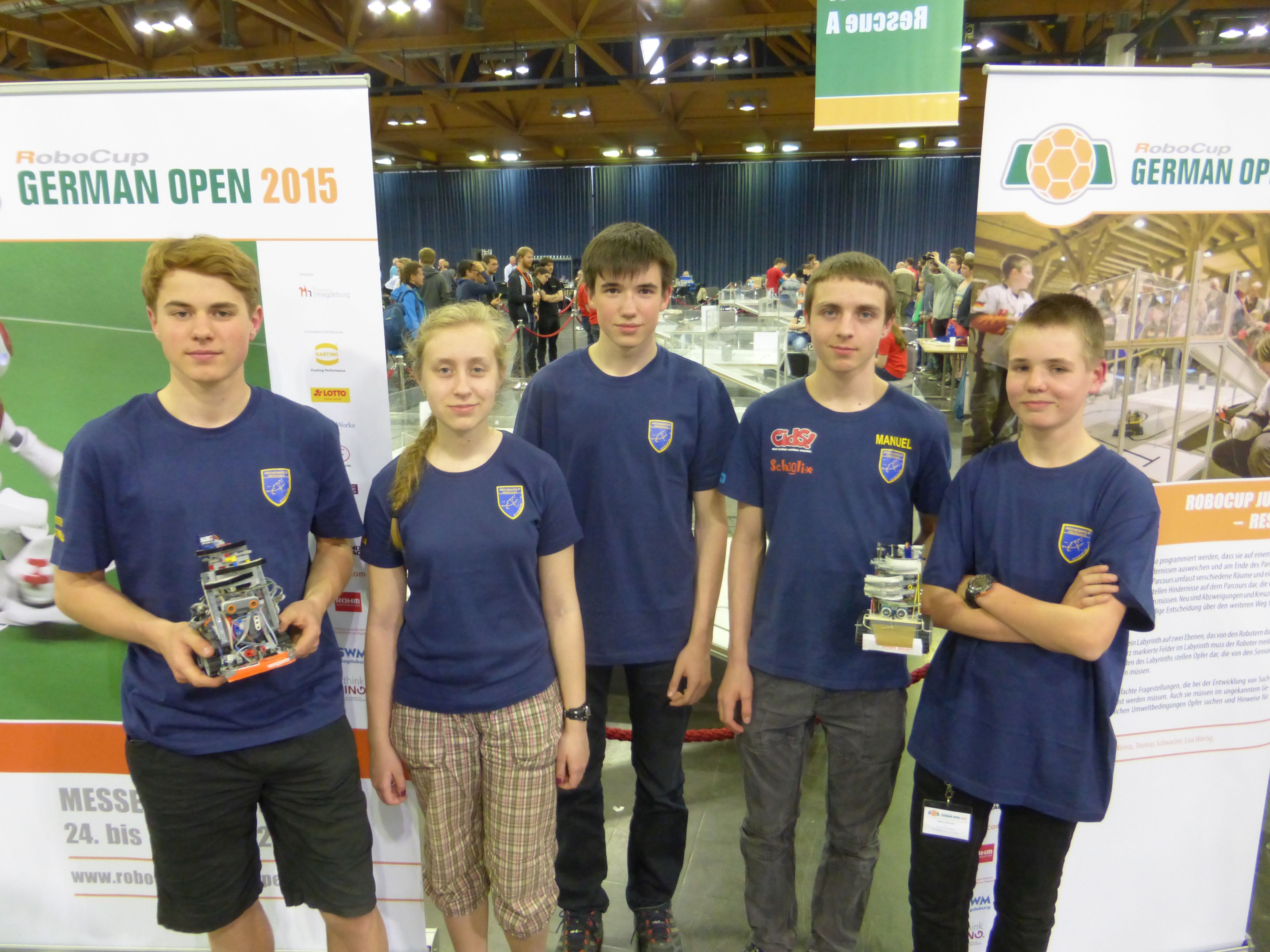 GruppenfotoGOMagdeburg2015.jpg